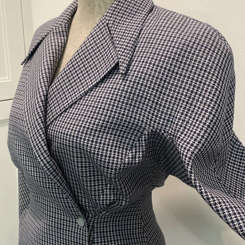 Thierry Mugler Asymmetrical Blazer Vintage Size 40  Sculptural Wool Houndstooth - Picture 11 of 16